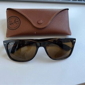 Ray-Ban New Wayfarer Classic w/ case